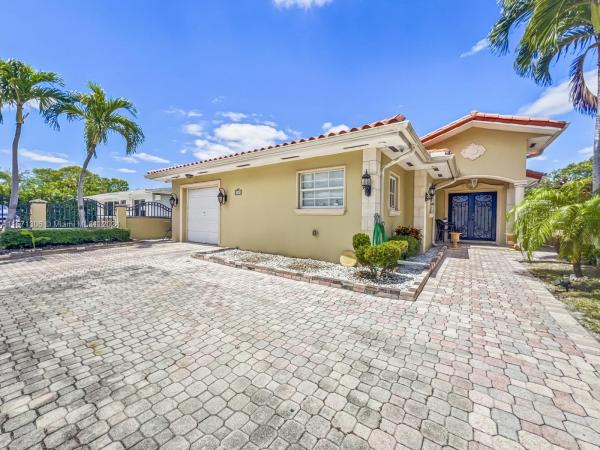 Trail Granada, 5165 SW 7th St, Miami, Florida 33134, image 1