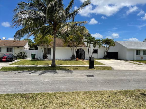 Oak Park Estates, South Miami Heights, Florida 33177, image 2