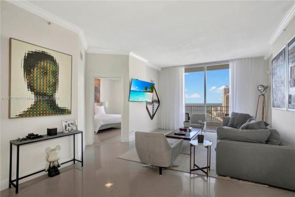 Courvoisier Courts, 701 Brickell Key Blvd #PH-02, Miami, Florida 33131, image 1