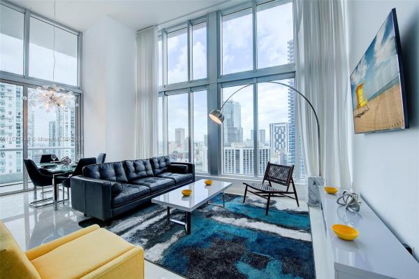 Icon Brickell Tower 3, 485 Brickell Ave #2804, Miami, Florida 33131, image 1