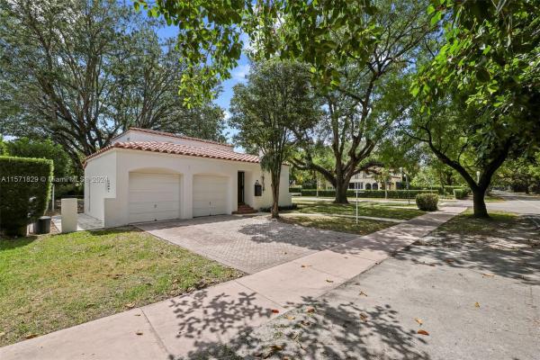 Granada, 2039 Alhambra Cir, Coral Gables, Florida 33134, image 3