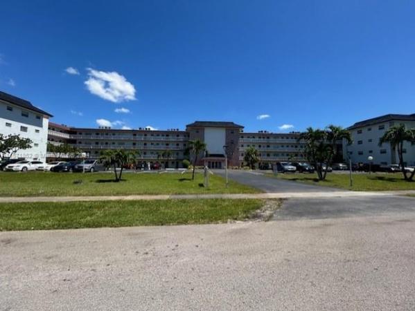 Ruby, 4140 NW 44th Ave #305, Lauderdale Lakes, Florida 33319, image 1