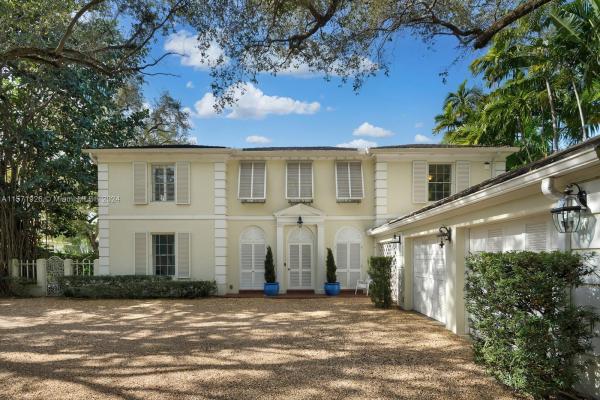 Coral Gables Country Club, 4600 Santa Maria St, Coral Gables, Florida 33146, image 2