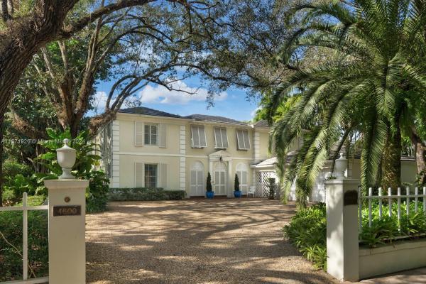Coral Gables Country Club, 4600 Santa Maria St, Coral Gables, Florida 33146, image 3