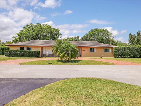 Coral Reef Estates, 8817 SW 153rd Ter, Palmetto Bay, Florida 33157, image 1