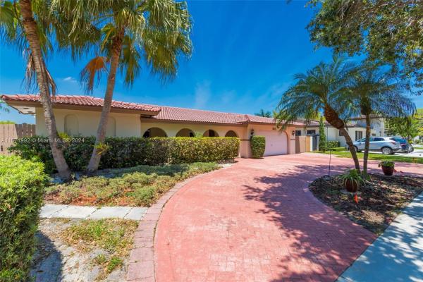Lake Martha, 14432 Rosewood Rd, Miami Lakes, Florida 33014, image 3