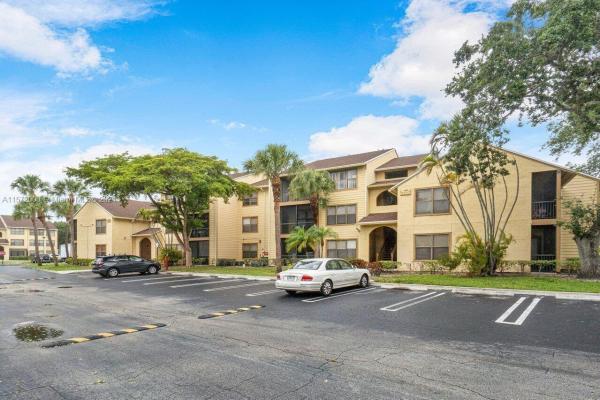 Boynton Landings, 2307 N Congress Ave #11, Boynton Beach, Florida 33426, image 1