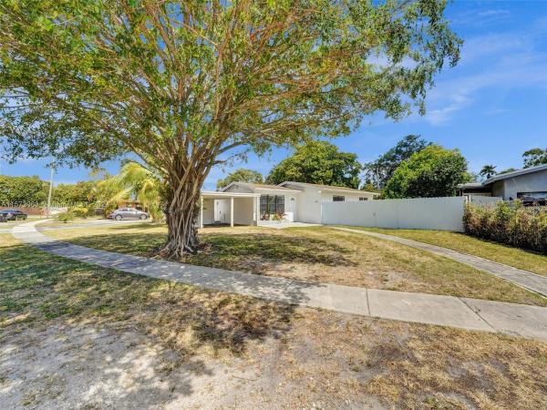 Lauderdale Villas, 1161 NW 15th St, Fort Lauderdale, Florida 33311, image 2