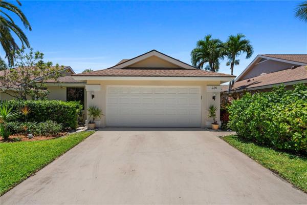 The River At The Bluffs, 226 E River Park Dr, Jupiter, Florida 33477, image 1