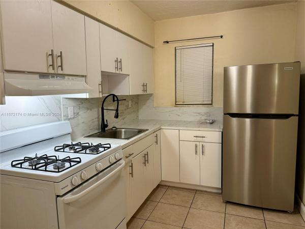 Gables Edge, 4250 SW 67th Ave #6, Glenvar Heights, Florida 33155, image 1