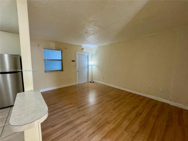 Gables Edge, 4250 SW 67th Ave #6, Glenvar Heights, Florida 33155, image 3
