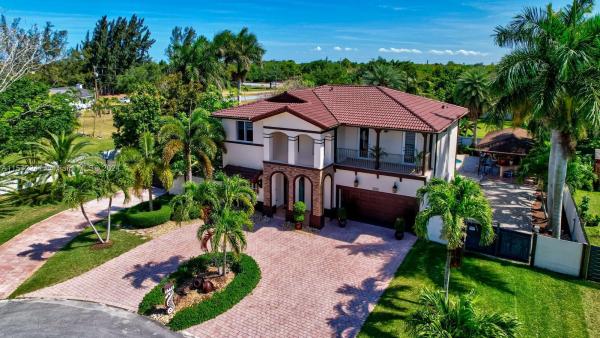 Renaissance Ranches, 12832 SW 198th Ter, South Miami Heights, Florida 33177, image 3