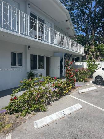 8129 Abbott Ave #5, Miami Beach, Florida 33141, image 2