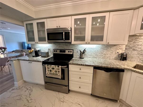 Carlton Tower, 3000 E Sunrise Blvd #3A, Fort Lauderdale, Florida 33304, image 1