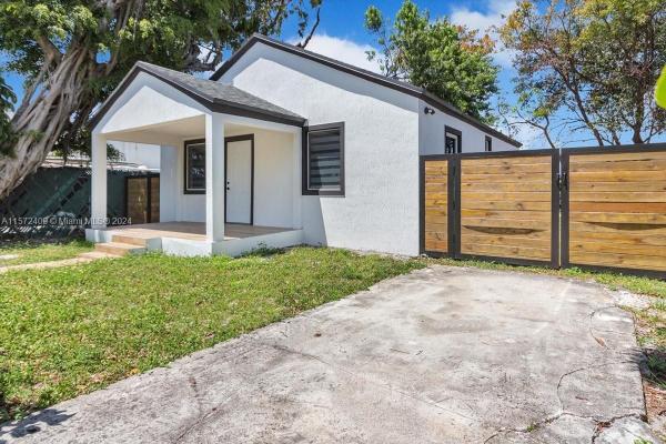 Seminole Lawn, 3369 NW 53rd St, Brownsville, Florida 33142, image 2