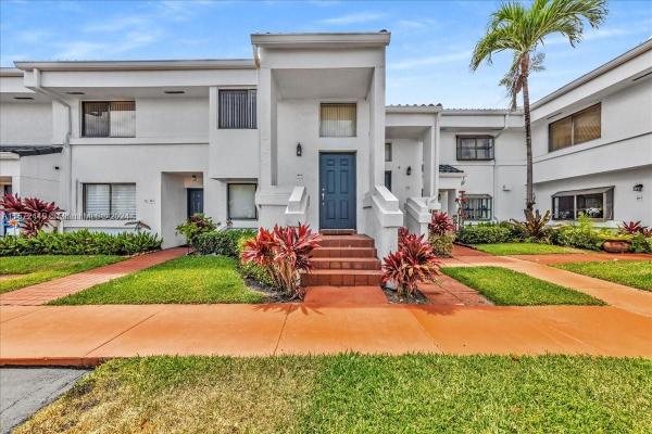 San Simeon, 21300 San Simeon Way #M4, Ives Estates, Florida 33179, image 1