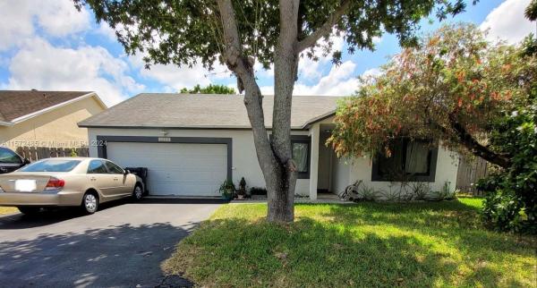 Edgewater Park, 13529 SW 114th Ct, Richmond Heights, Florida 33176, image 1