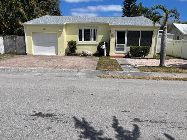 Hollywood Place, 1607 Hayes St, Hollywood, Florida 33020, image 1