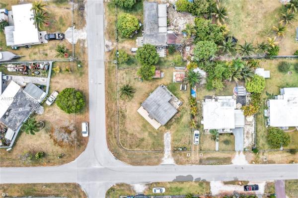 Leisure City Residential, 14890 Grant Ln, Leisure City, Florida 33033, image 3