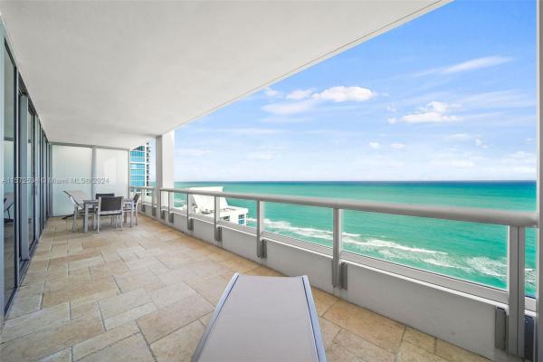 South Carillon Beach, 6799 Collins Ave #PH04, Miami Beach, Florida 33141, image 1