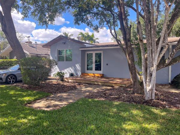 Coral Reef Homesites, 8947 SW 157th St, Palmetto Bay, Florida 33157, image 1