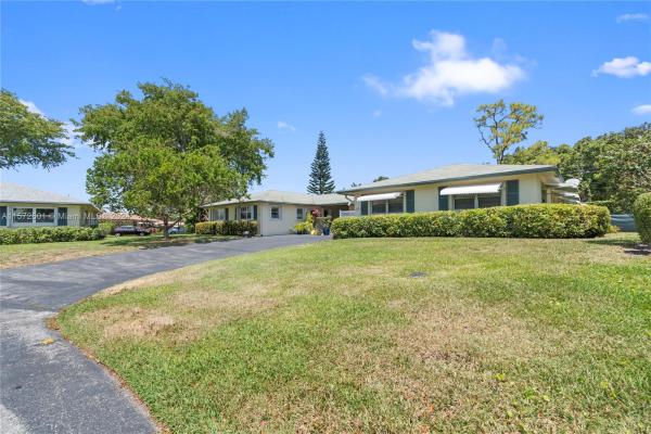 Country Manors, 208 Cardinal Ln #208, Delray Beach, Florida 33445, image 1