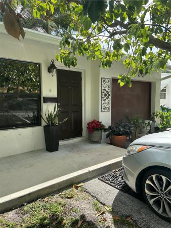 Gold Key Villas, 6888 NW 29th Ct, Sunrise, Florida 33313, image 3