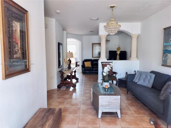 953 SW 149th Ct, Unincorporated Dade County, Florida 33194, image 3