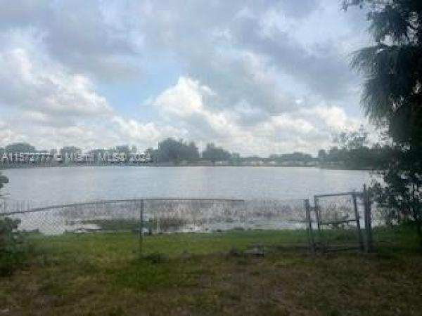 Arcola Gardens, 8370 NW 10th Ave, West Little River, Florida 33150, image 3