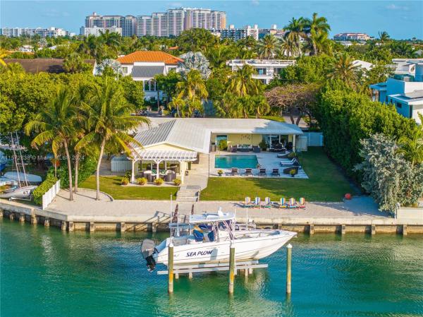 Tropical Isle Homes, 200 Harbor Dr, Key Biscayne, Florida 33149, image 3