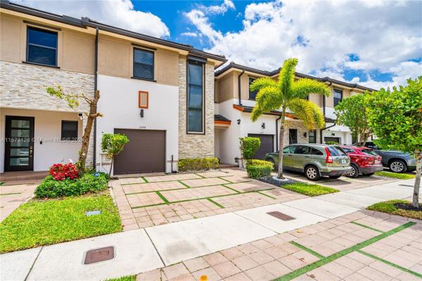 Satori, 15593 NW 91st Ct #15593, Miami Lakes, Florida 33018, image 3