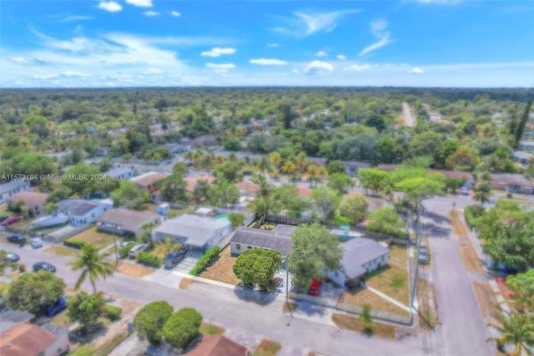 North Miami Beach No HOA, 15760 NE 15th Ct, North Miami Beach, Florida 33162, image 3