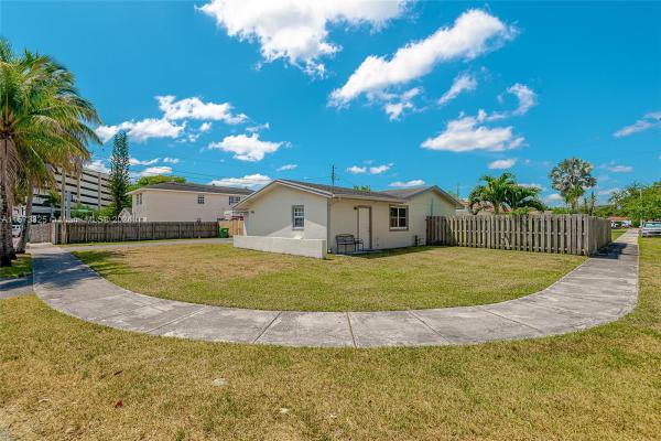 Southern Estates, 3980 SW 119th Ct, Tamiami, Florida 33175, image 3