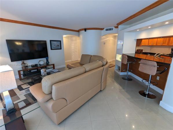 Spinnaker Bay, 21085 NE 34th Ave #305-1, Aventura, Florida 33180, image 1