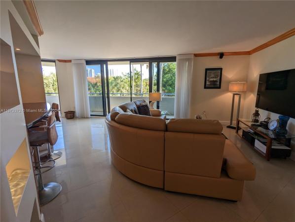 Spinnaker Bay, 21085 NE 34th Ave #305-1, Aventura, Florida 33180, image 3