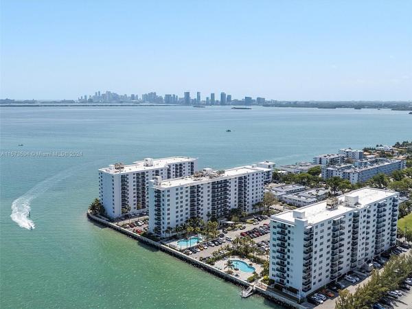 Treasures On The Bay, 7501 E Treasure Dr #8K, North Bay Village, Florida 33141, image 1