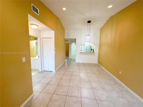 Venetia Gardens South, 2920 SE 12th Rd #204-30, Homestead, Florida 33035, image 2