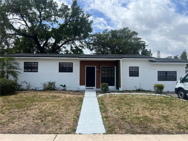 Carol City, 3910 NW 173rd Ter, Miami Gardens, Florida 33055, image 2