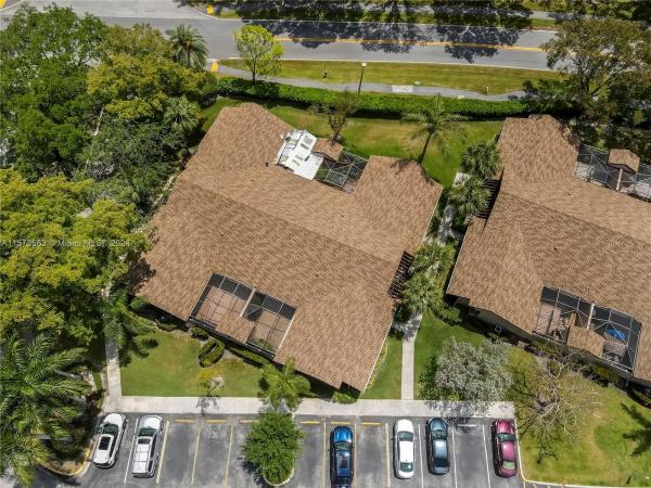 Applewood Village 1, 2616 N Carambola Cir N #1702, Coconut Creek, Florida 33066, image 2