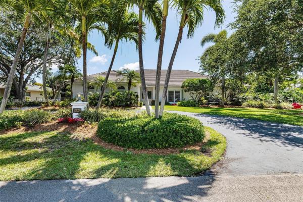 Clinton Grove Estates, 15841 SW 83rd Ave, Palmetto Bay, Florida 33157, image 3