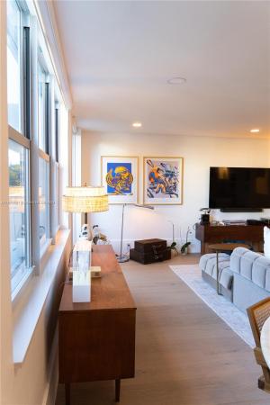 Ten Thousand Plaza, 10000 W Bay Harbor Dr #325, Bay Harbor Islands, Florida 33154, image 2