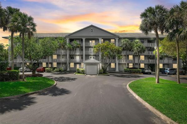 Whitehall Of Pine Island Ridge, 1506 Whitehall Dr #306, Davie, Florida 33324, image 1