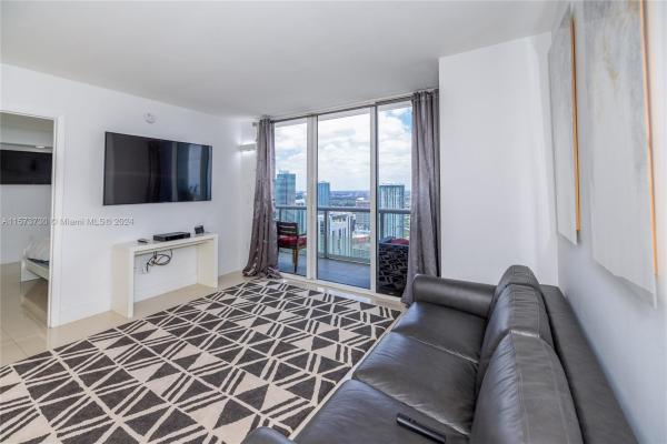 50 Biscayne, 50 Biscayne Blvd #5405, Miami, Florida 33132, image 3