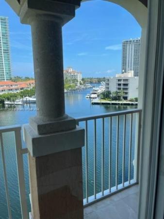 The Yacht Club At Aventura, 19999 E Country Club Dr #1602, Aventura, Florida 33180, image 3
