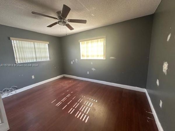 Shon Mor Estates, 19221 NW 34th Ct, Miami Gardens, Florida 33056, image 2