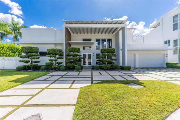 Oasis Park Square At Doral, 8404 NW 33rd Ter, Doral, Florida 33122, image 1