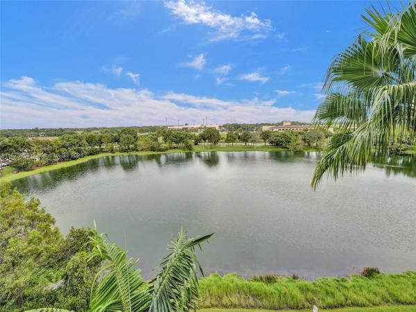 Vizcaya Lakes, 1660 E Renaissance Commons Blvd #2508, Boynton Beach, Florida 33426, image 1