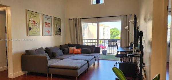 Mediterranean Villas, 6288 NW 186th St #211, Hialeah, Florida 33015, image 3