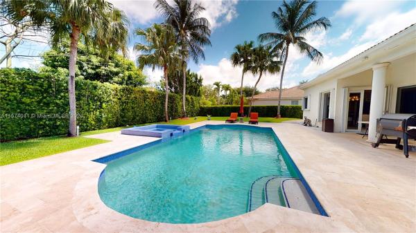 Oak Ridge Falls, 9655 SW 121st St, Kendall, Florida 33176, image 1