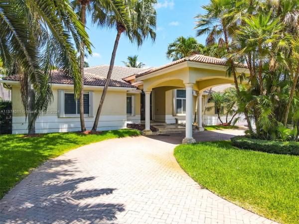 Oak Ridge Falls, 9655 SW 121st St, Kendall, Florida 33176, image 3